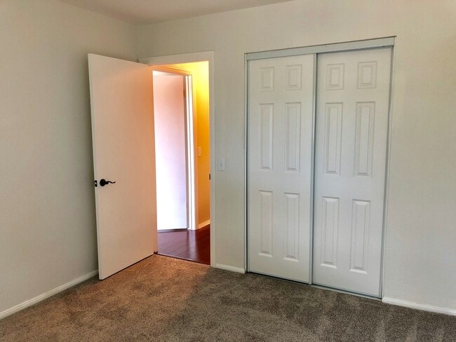 Building Photo - Beautifully Updated & Remodeled Home in Bonsall, Overlooking San Luis Rey Downs Preserve!