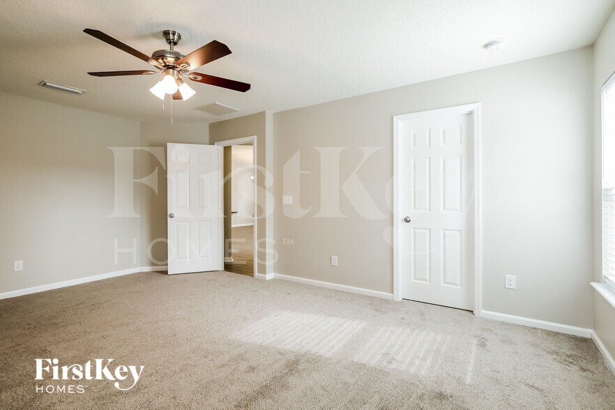 Building Photo - 319 Hepburn Rd