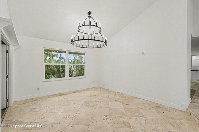 Building Photo - 115 11th Ave