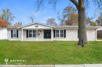 Building Photo - 3665 Seville Dr