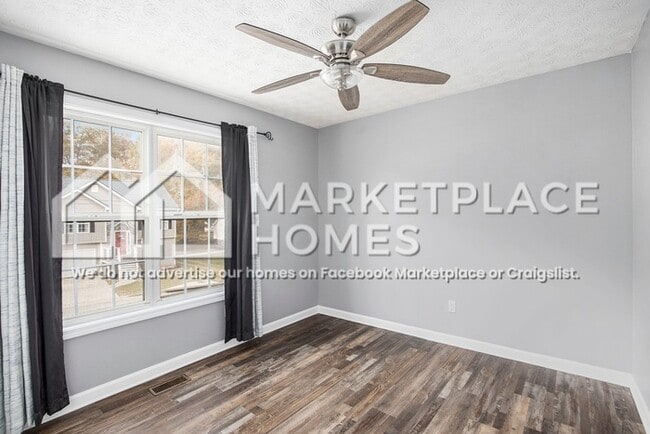 Building Photo - 117 Fawn Ln