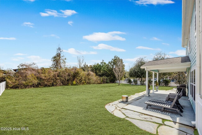 Building Photo - 204 N Brig Dr