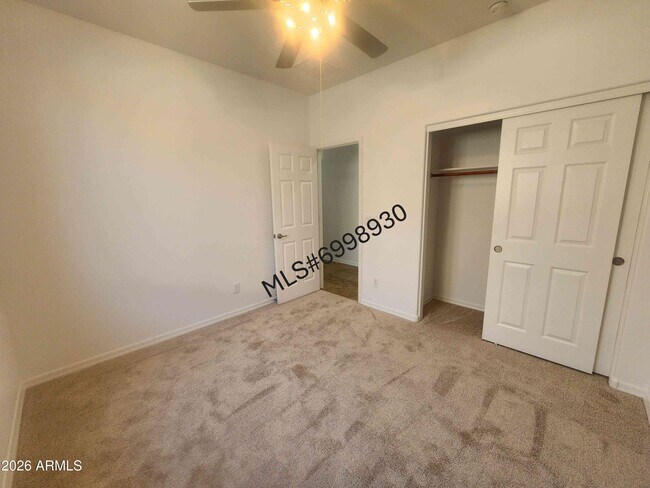 Building Photo - 7239 N 89th Dr