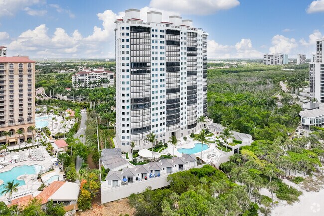 8665 Bay Colony Dr Naples, FL 34108-6775 - Remington at Bay Colony