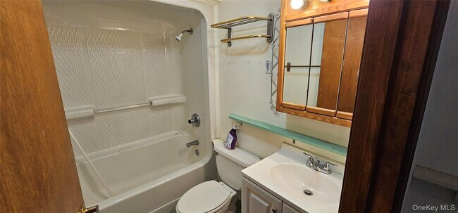 Building Photo - 46 5th St