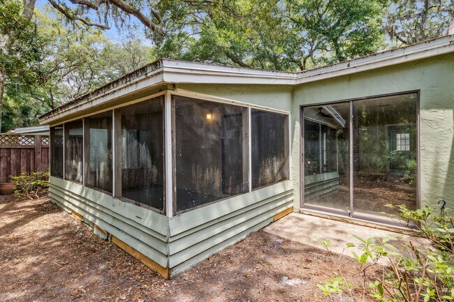 Building Photo - Mariners Walk - Easy walk to the beach