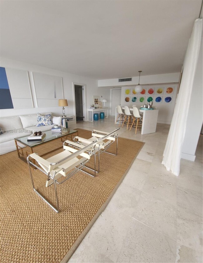 Building Photo - 780 NE 69th St