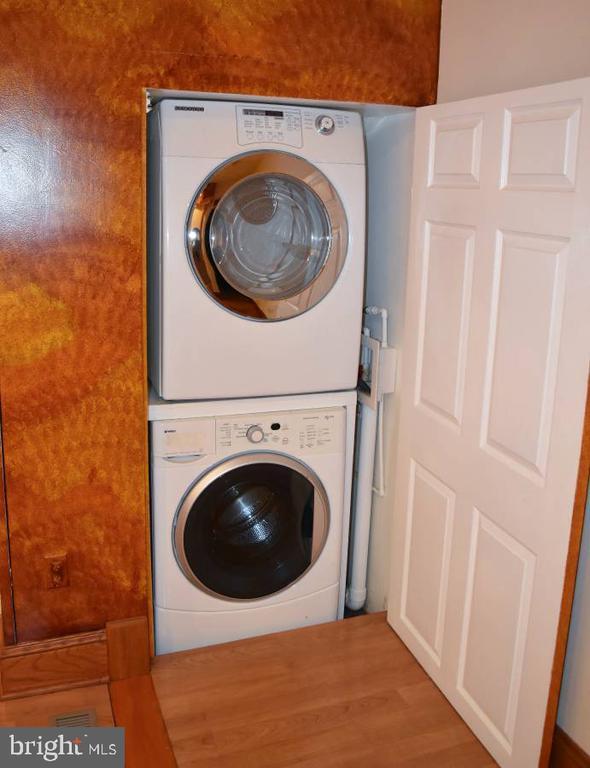 Building Photo - 39 Bryant St NW