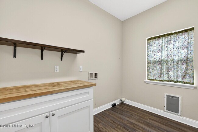 Building Photo - 85667 Berryessa Way