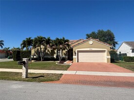 Building Photo - 9721 SW 15th Dr