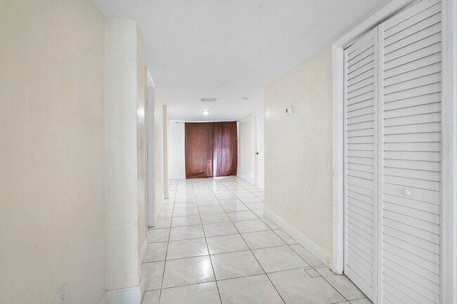 Building Photo - 6130 Edwards Rd