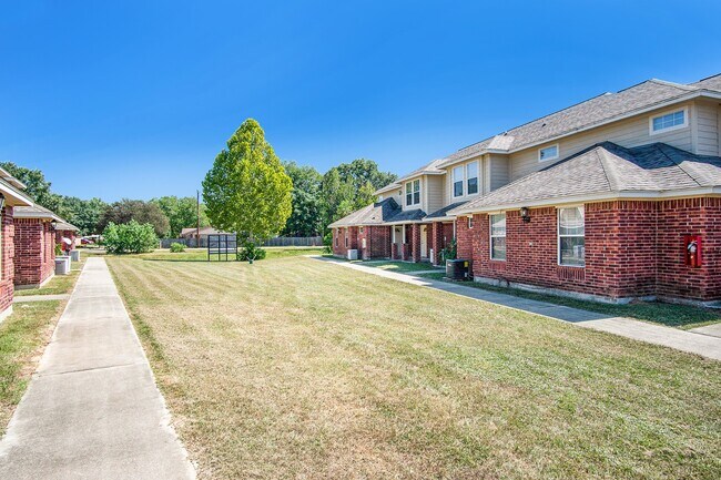 Building Photo - 1207 Lovett St