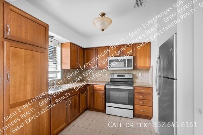 Building Photo - 62 Teak Loop