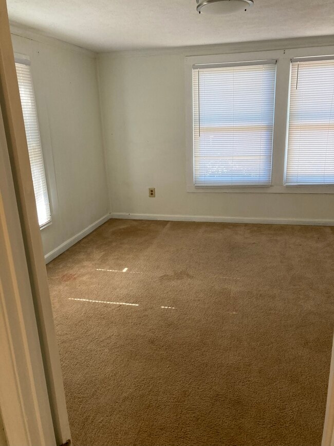 Building Photo - 340 Osceola Ave