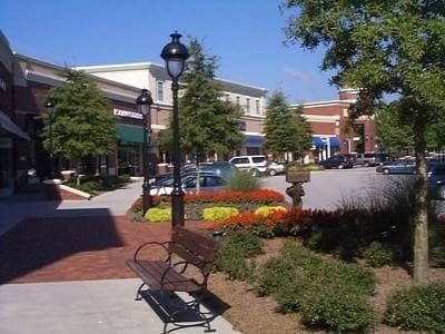 Building Photo - 100 Lexington Village
