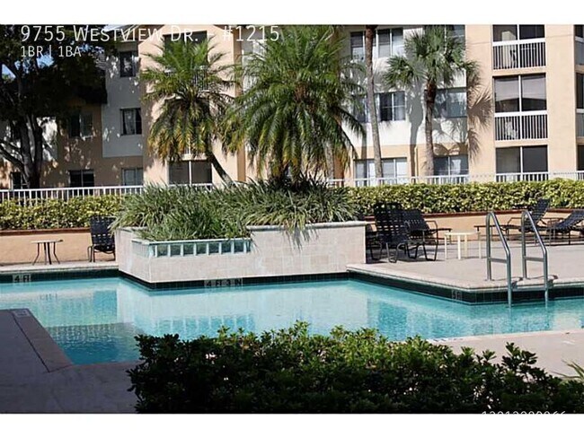 Building Photo - 9755 Westview Dr