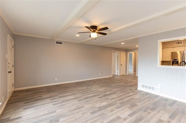 Building Photo - 7611 Dentcrest Dr
