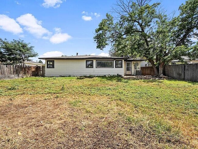 Building Photo - 4308 43rd St