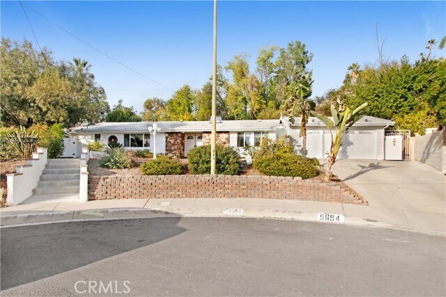 Building Photo - 5694 Collins Pl