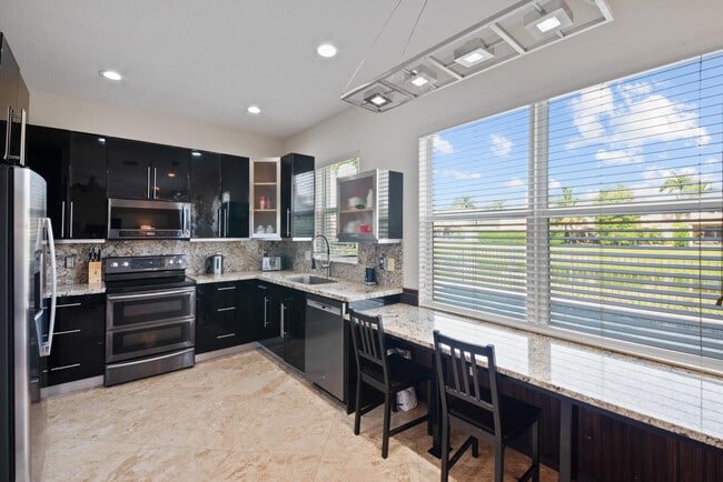 Building Photo - 7865 Jewelwood Dr