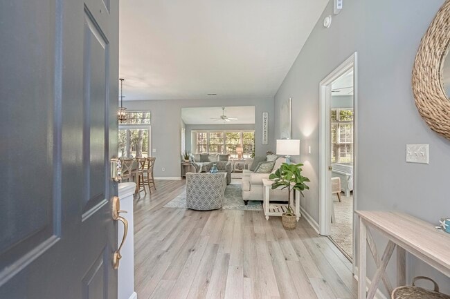 Building Photo - 4818 Southern Trail