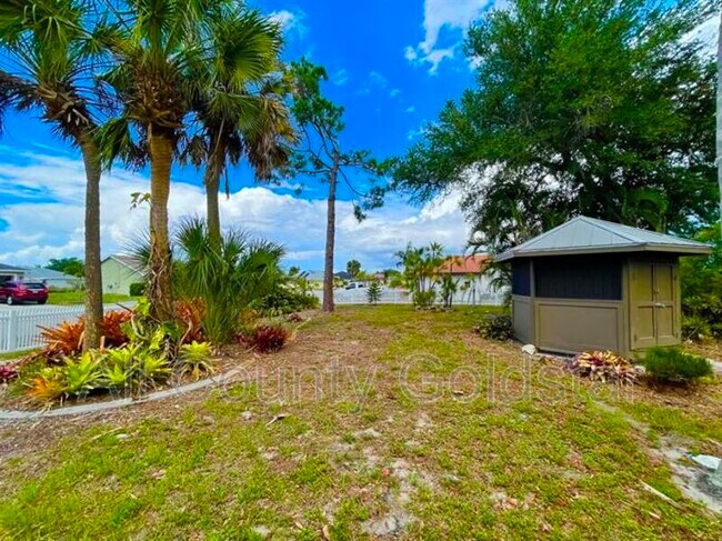 Building Photo - 13349 Buckett Cir