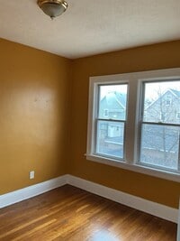 Building Photo - 3428 W 117th St