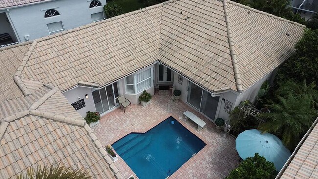 Building Photo - 2076 Cezanne Rd