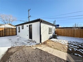 Building Photo - 4310 Steele St