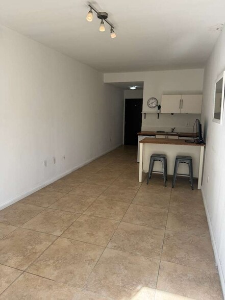 Building Photo - 444 SW 3rd St