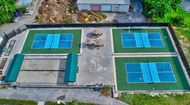 Building Photo - 4070 Tivoli Ct