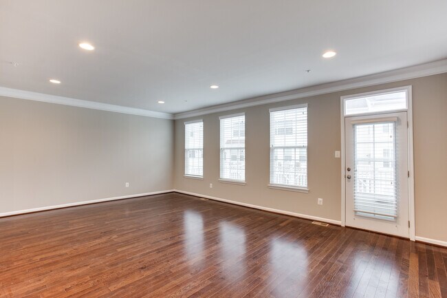 Building Photo - 4216 WOODSPRING Ln