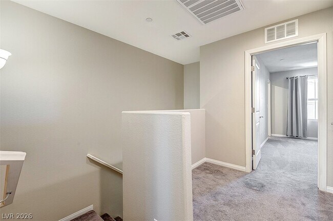 Building Photo - 73 Alamere Falls Dr
