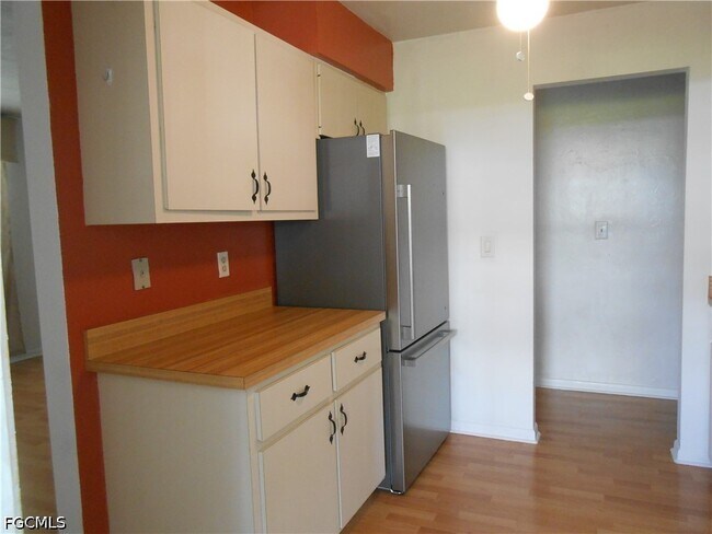 Building Photo - 52 Heath Aster Ln