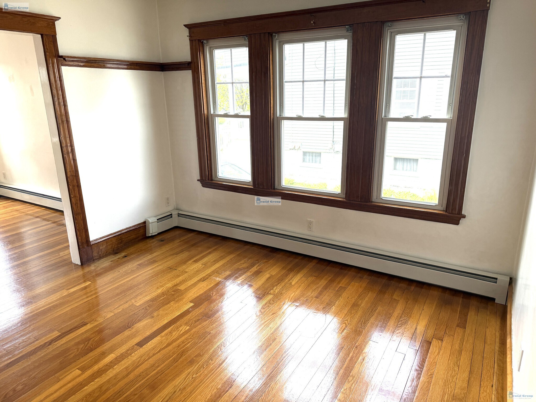 Building Photo - 49 Varnum St