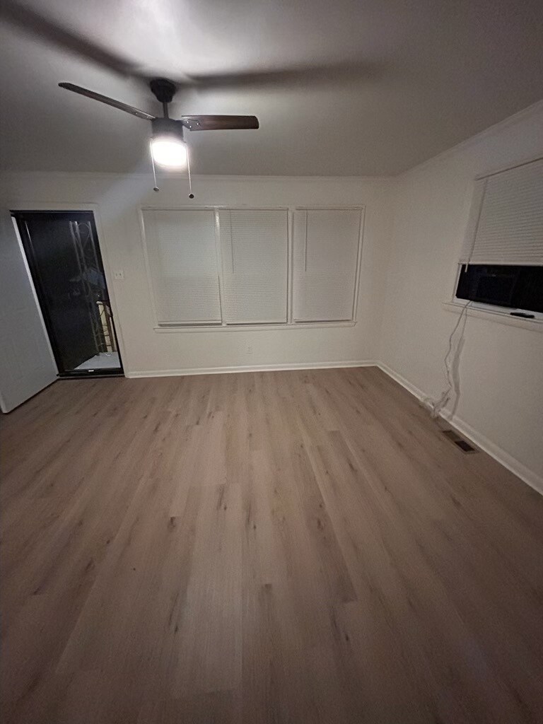 Living Room - 3007 Central Ave