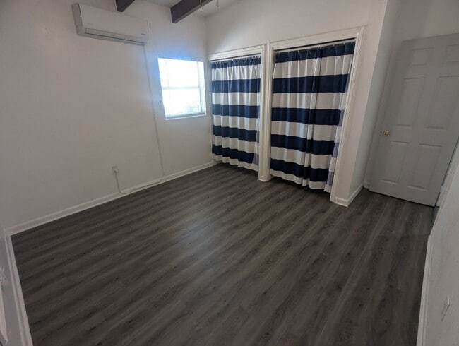 Building Photo - Charming and Spacious 3-Bedroom Home for Rent, furbabies are Welcome!