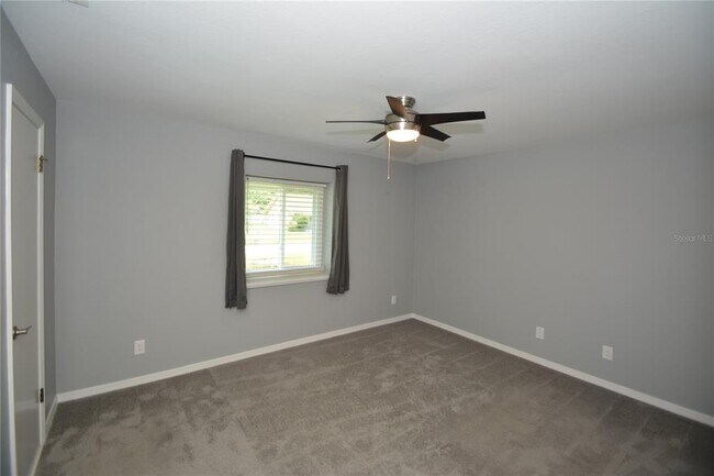 Building Photo - 14 Bolling Ln
