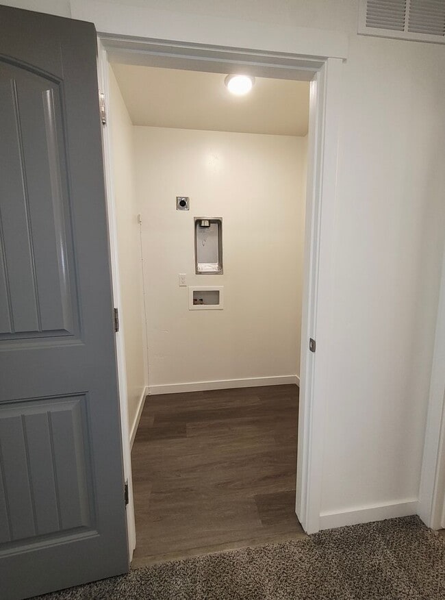 Building Photo - 16852 N Idaho Center Blvd