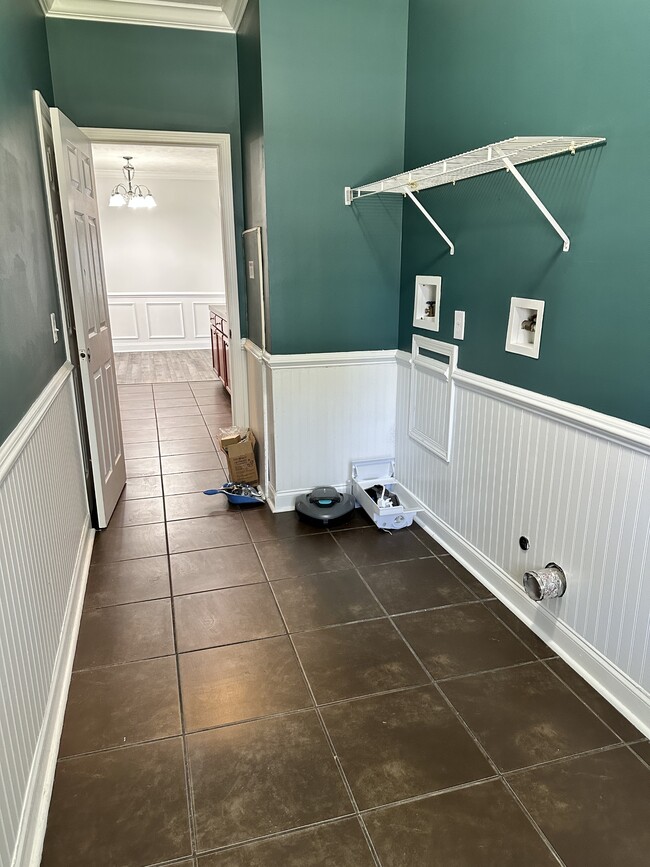 Building Photo - 103 Meadowview Rd