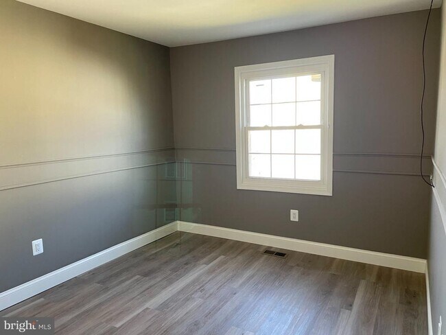 Building Photo - 1490 Blockton Ct