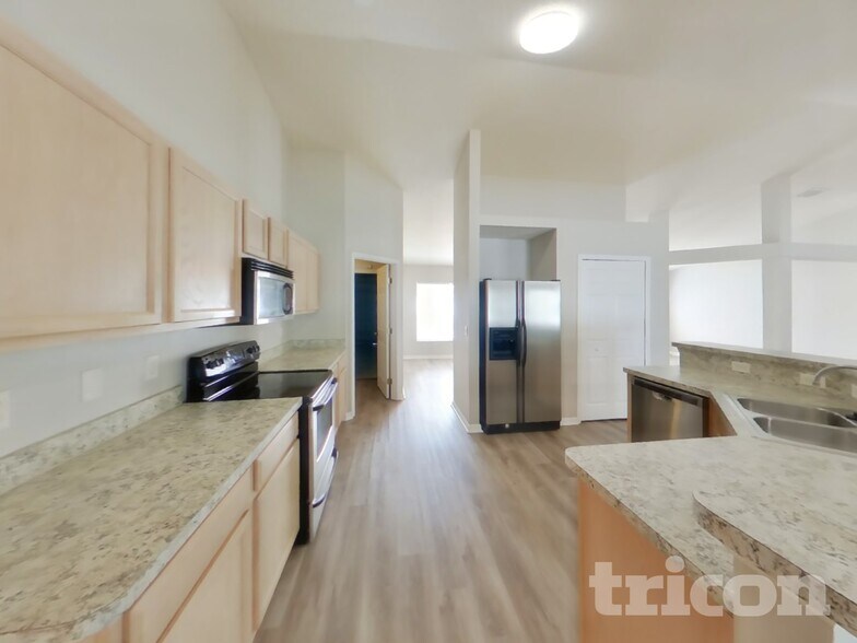 Building Photo - 13029 Centennial St