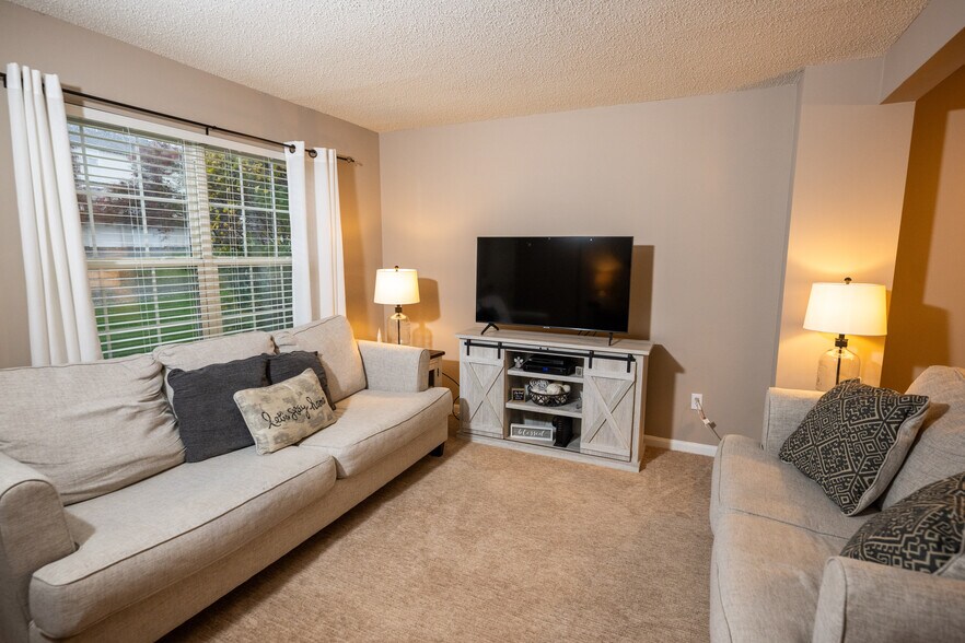 Lake View Apartments 2331 Lakeview Dr Erie PA 16506 Apartment Finder