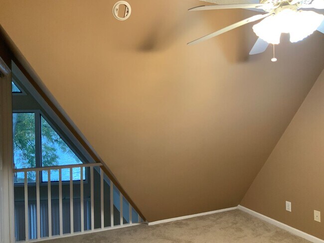 Building Photo - Coolant River Water Front 4 Bedrooms / 2 F...