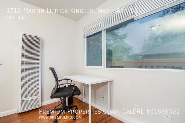 Building Photo - 1713 Martin Luther King Jr Way