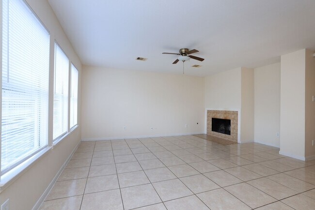 Building Photo - 12054 Mallard Stream Ct
