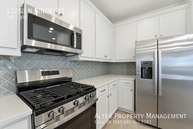 Building Photo - 43280 N Hinoki St