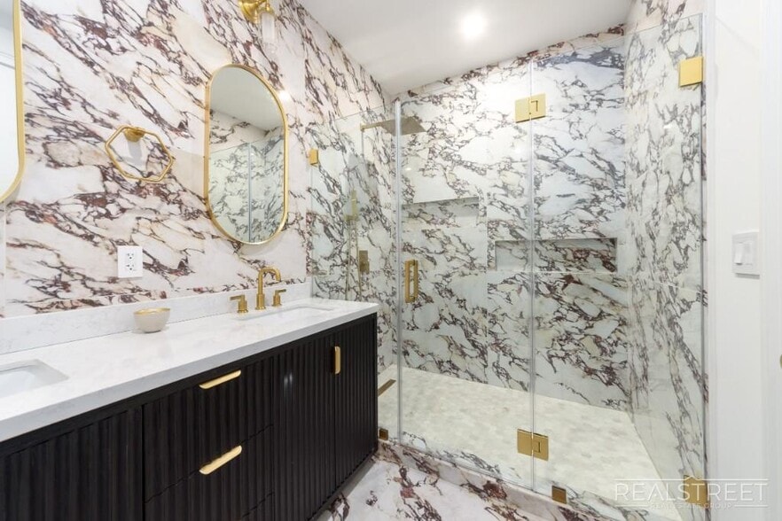 Building Photo - Stunning Brand New Townhouse for Rent in B...