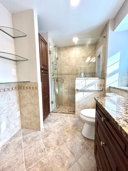 Building Photo - 6348 Torrence St