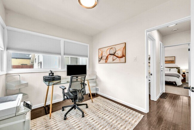 Building Photo - 574 Reno Ave